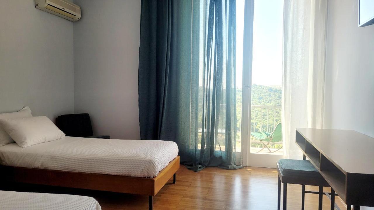 Theoxenia Hotel Andritsaina Esterno foto