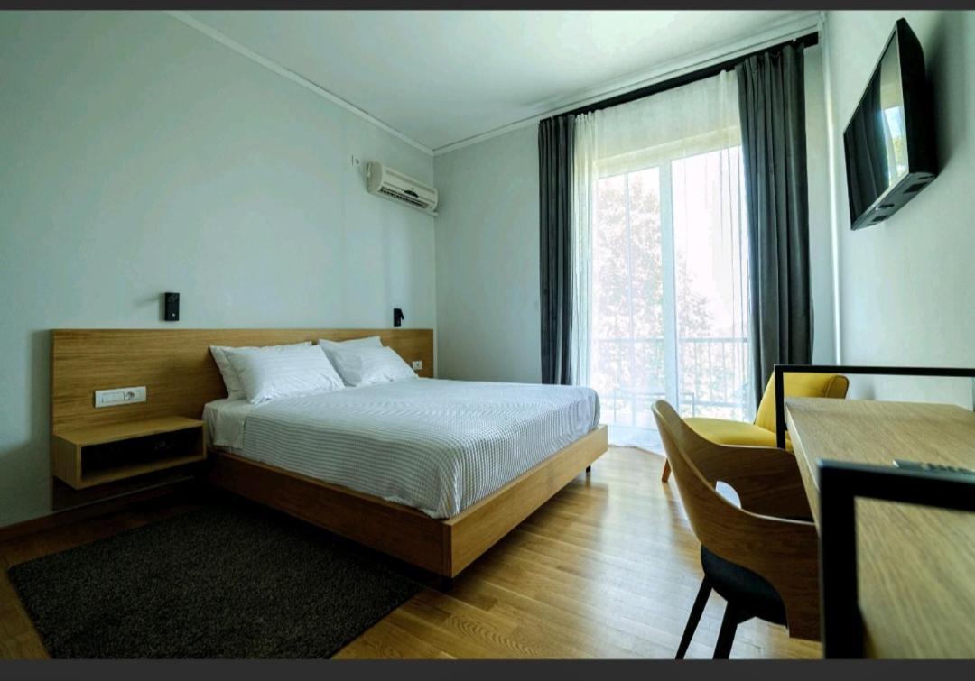 Theoxenia Hotel Andritsaina Esterno foto