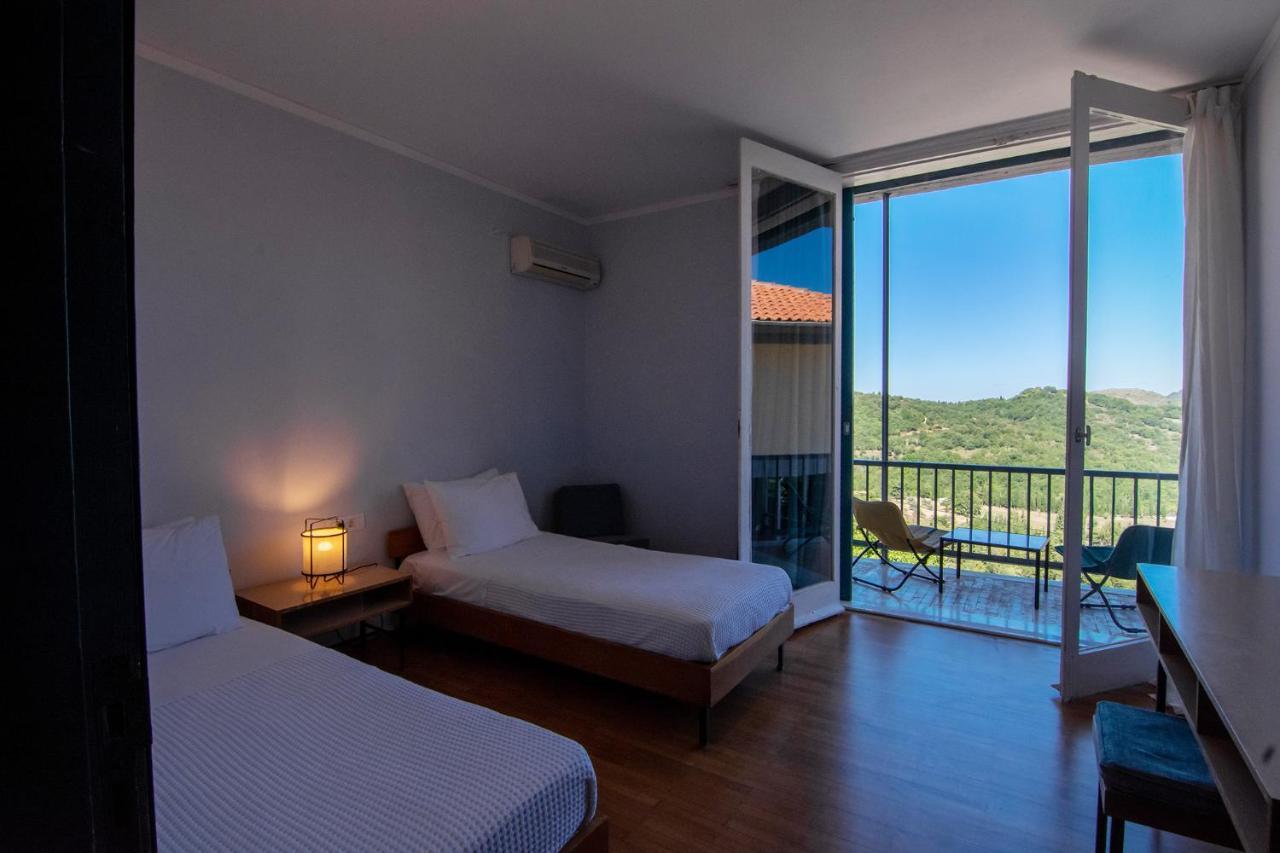 Theoxenia Hotel Andritsaina Esterno foto
