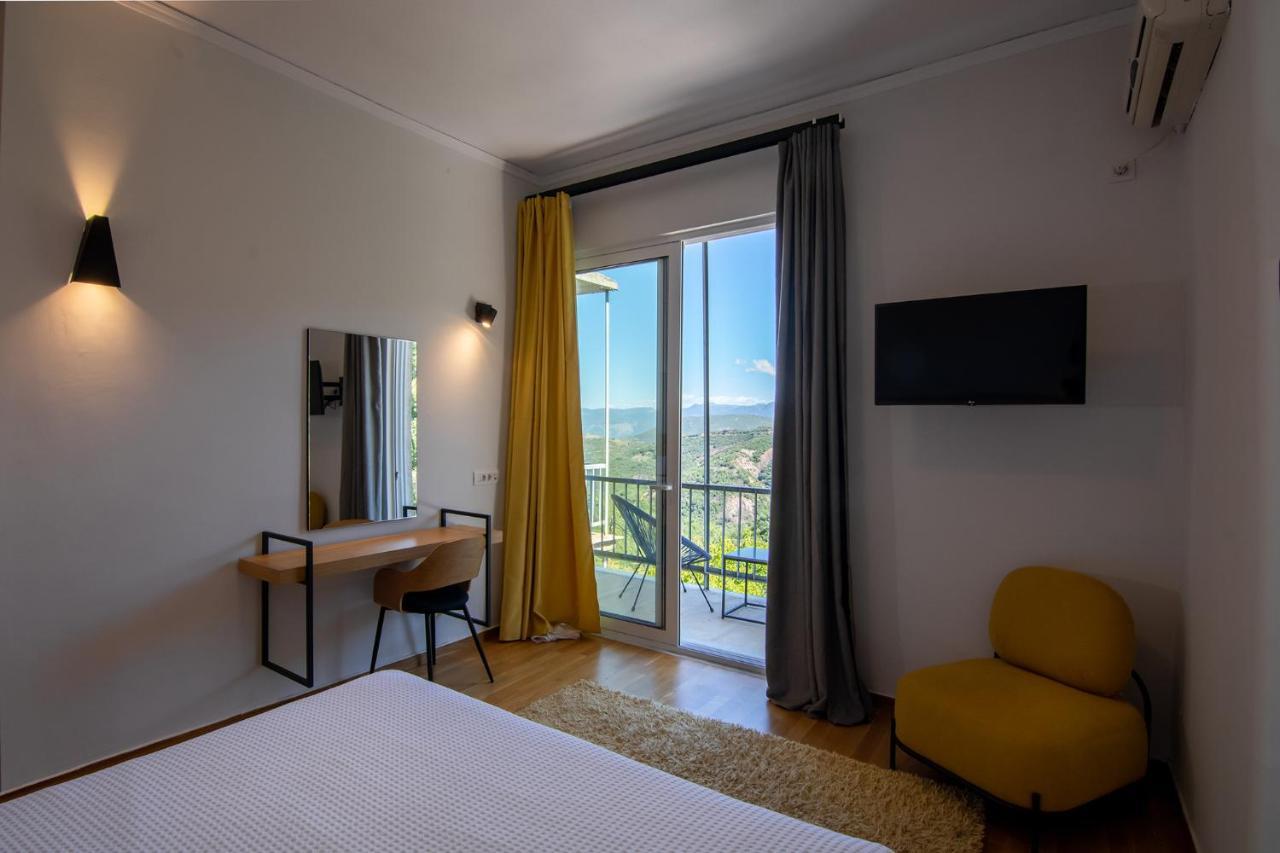 Theoxenia Hotel Andritsaina Esterno foto